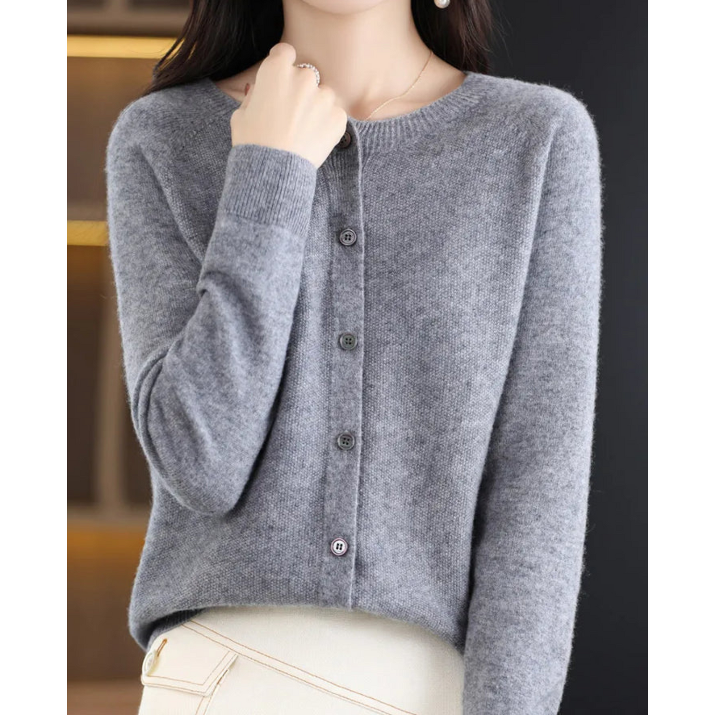 Weiche Strickjacke mit Rundhalsausschnitt | Ideal für Herbst und Winter