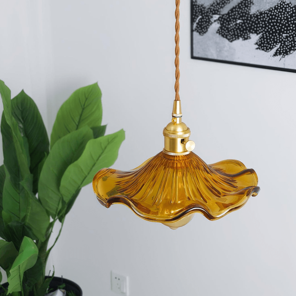Blumenmotiv-Hängeleuchte für eine gemütliche Beleuchtung