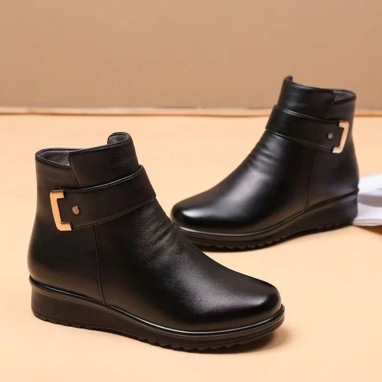 Isolierte Winterstiefel für Damen aus wasserdichtem Leder mit Kunstfellfutter und rutschfester Sohle | Ideal für Herbst/Winter