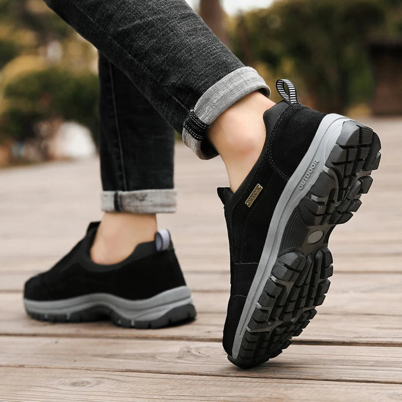 Outdoor Trekking Schuhe mit Robuster Sohle | Ideal für Frühling & Herbst