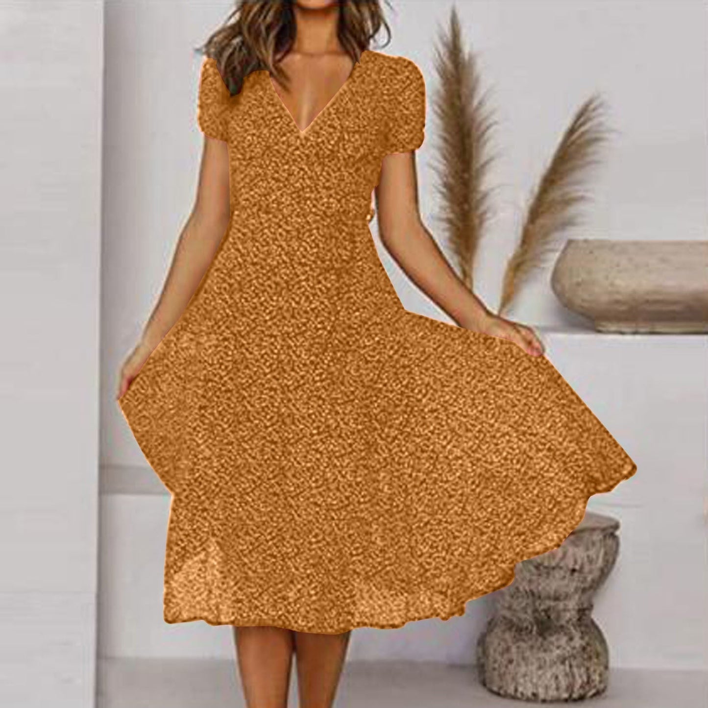 A-Linien-Kleid mit V-Ausschnitt und Fließendem Rock | Ideal für Frühling und Sommer