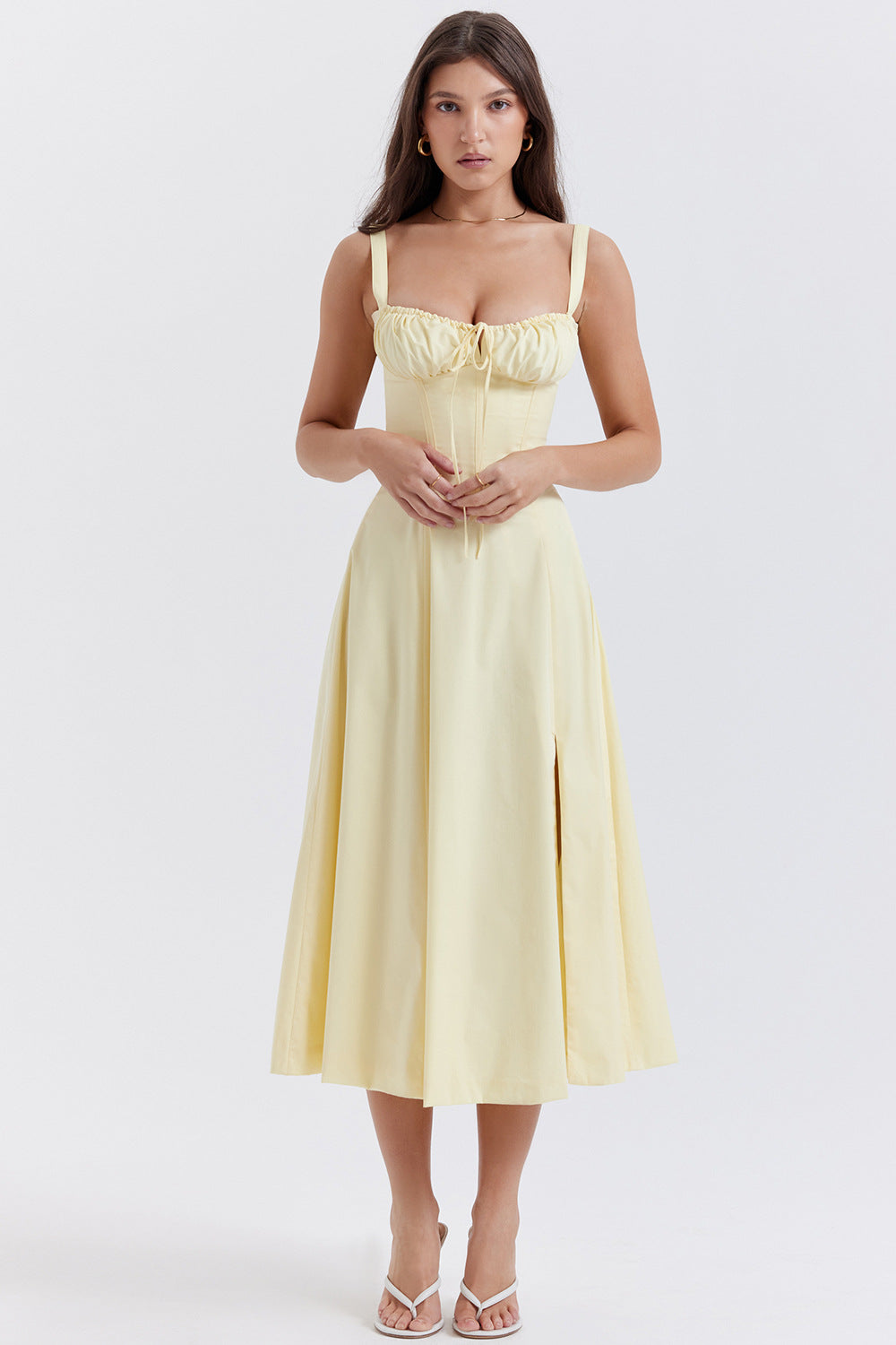Damenkleid mit Blumenmuster und verstellbaren Trägern | Ideal für den Sommer