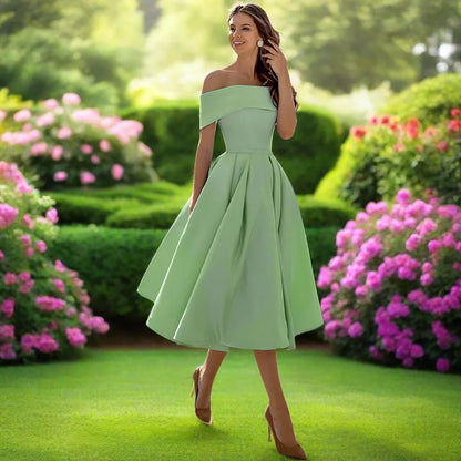 Strapless Satin Midi Kleid mit Fließendem Schnitt | Ideal für den Sommer