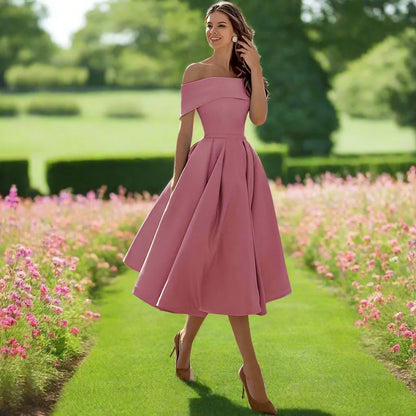 Strapless Satin Midi Kleid mit Fließendem Schnitt | Ideal für den Sommer