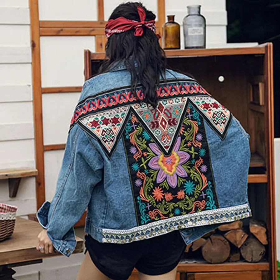 Pisey - Klassische Denim-Jacke