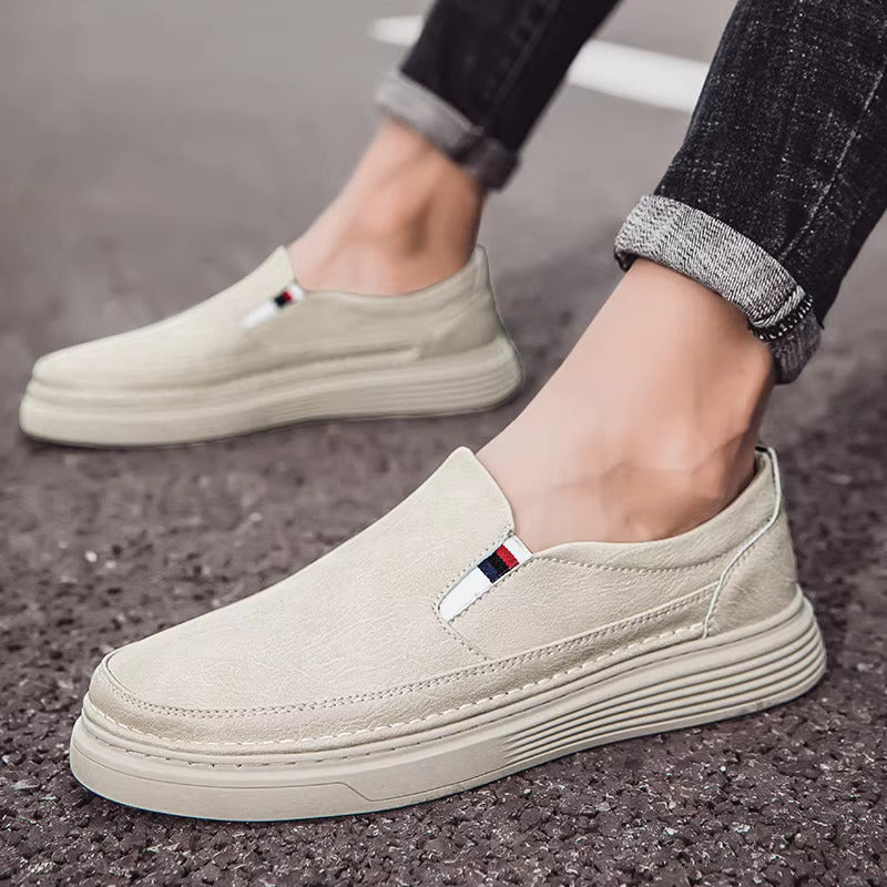 Hochwertige Leder Slipper für Herren – Ideal für Frühling & Herbst