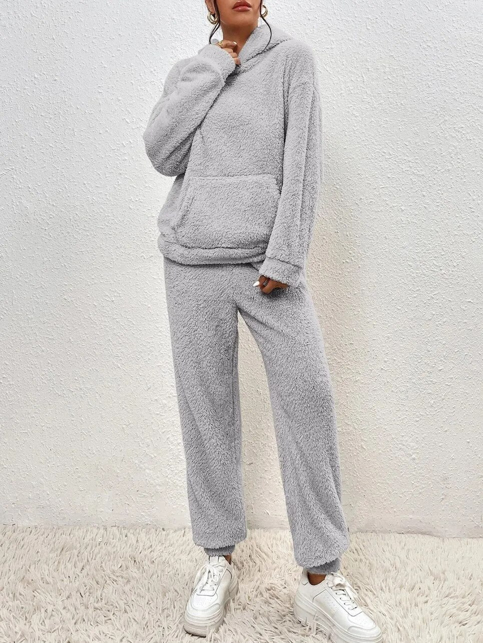Bequemer Teddy-Hausanzug mit Kapuze und Wärmendem - Ideal für Herbst und Winter