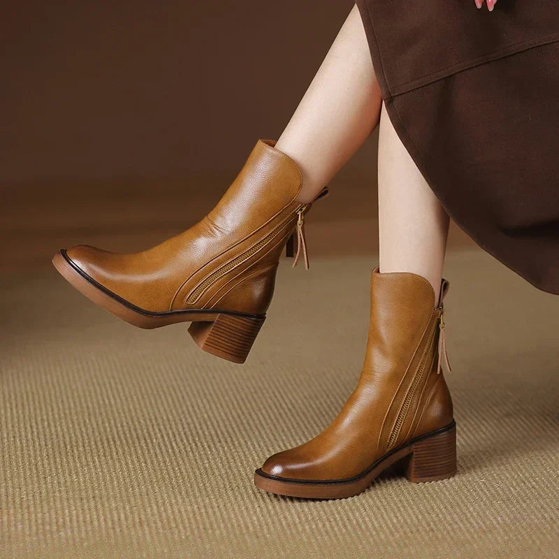 Knöchelhohe Lederstiefel mit gepolsterter Innensohle | Ideal für Herbst und Winter