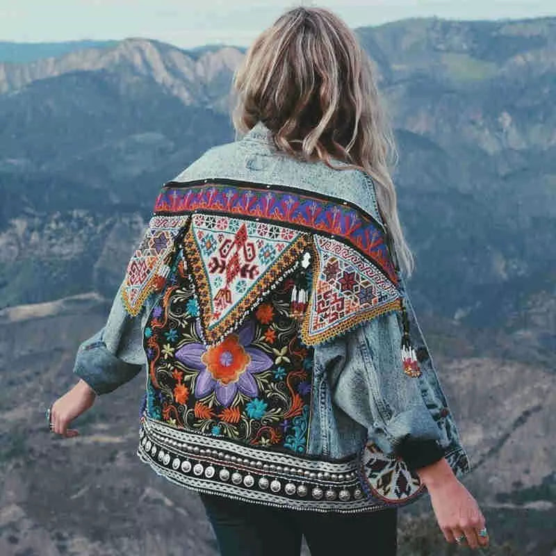 Pisey - Klassische Denim-Jacke