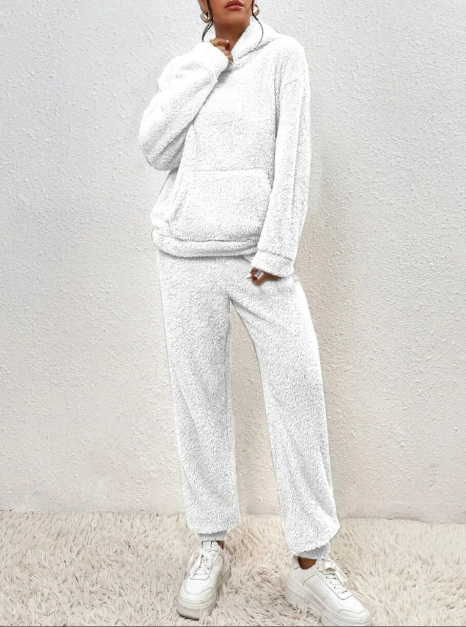 Bequemer Teddy-Hausanzug mit Kapuze und Wärmendem - Ideal für Herbst und Winter