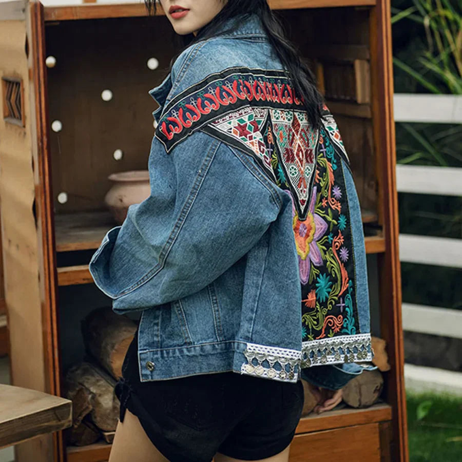 Pisey - Klassische Denim-Jacke