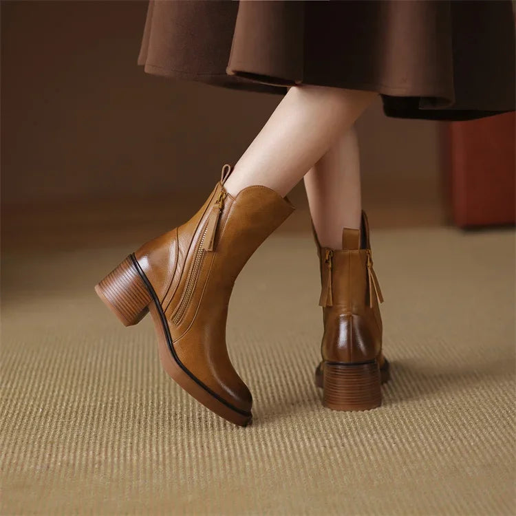 Knöchelhohe Lederstiefel mit gepolsterter Innensohle | Ideal für Herbst und Winter
