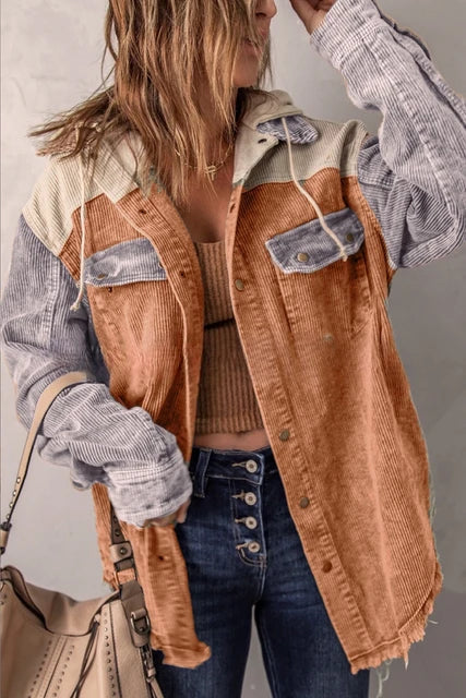 Cropped Cordjacke mit Knopfleiste und Brusttaschen | Ideal für Herbst