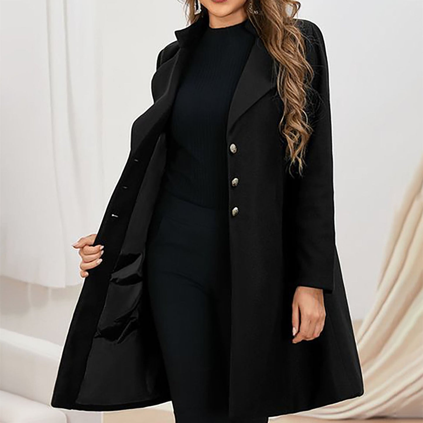 Taillierte Damenjacke aus hochwertiger italienischer Wolle mit Seitentaschen | Ideal für Herbst und Winter