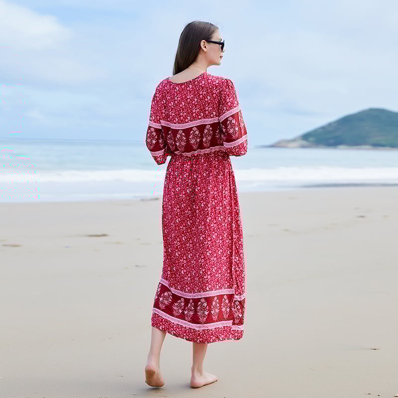 Langärmliges Plus-Size-Kleid mit Blumenmuster und V-Ausschnitt | Ideal für Frühling und Herbst