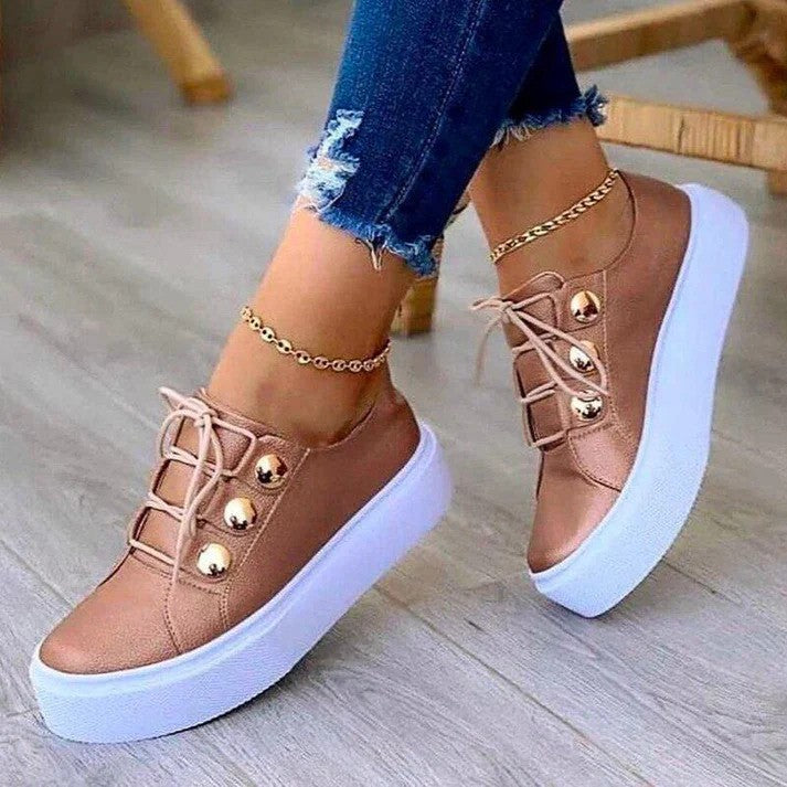 Valerie - Freizeitschuhe mit Knöpfen