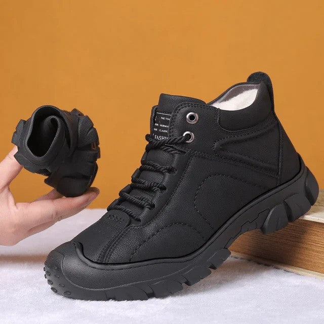 Robuste und warme Winterschuhe mit rutschfester Sohle und Schutz vor Kälte | Ideal für den Winter