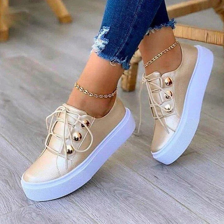 Valerie - Freizeitschuhe mit Knöpfen