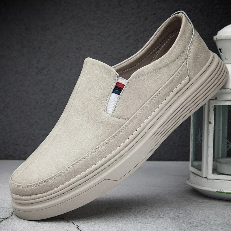 Hochwertige Leder Slipper für Herren – Ideal für Frühling & Herbst