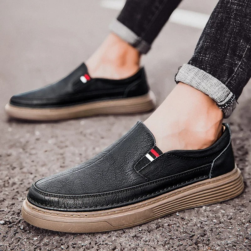 Hochwertige Leder Slipper für Herren – Ideal für Frühling & Herbst