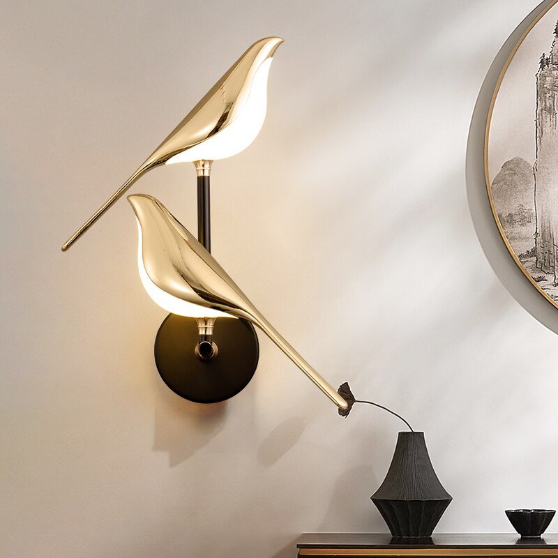 Dimmbare Wandleuchte in Vogel-Form