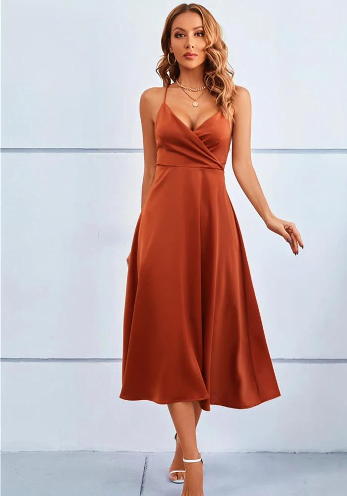 Glacier - Elegantes Midikleid in Satin-Wickeloptik