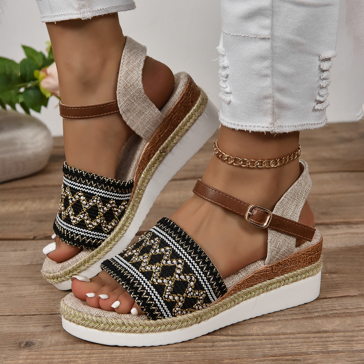 Hohle Keilabsatz-Sandalen mit Knöchelriemen-Schnalle | Ideal für den Sommer