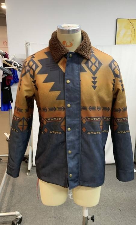 Herren Fleecejacke mit Aztekischem Geometrischem Print – Ideal für Herbst und Winter