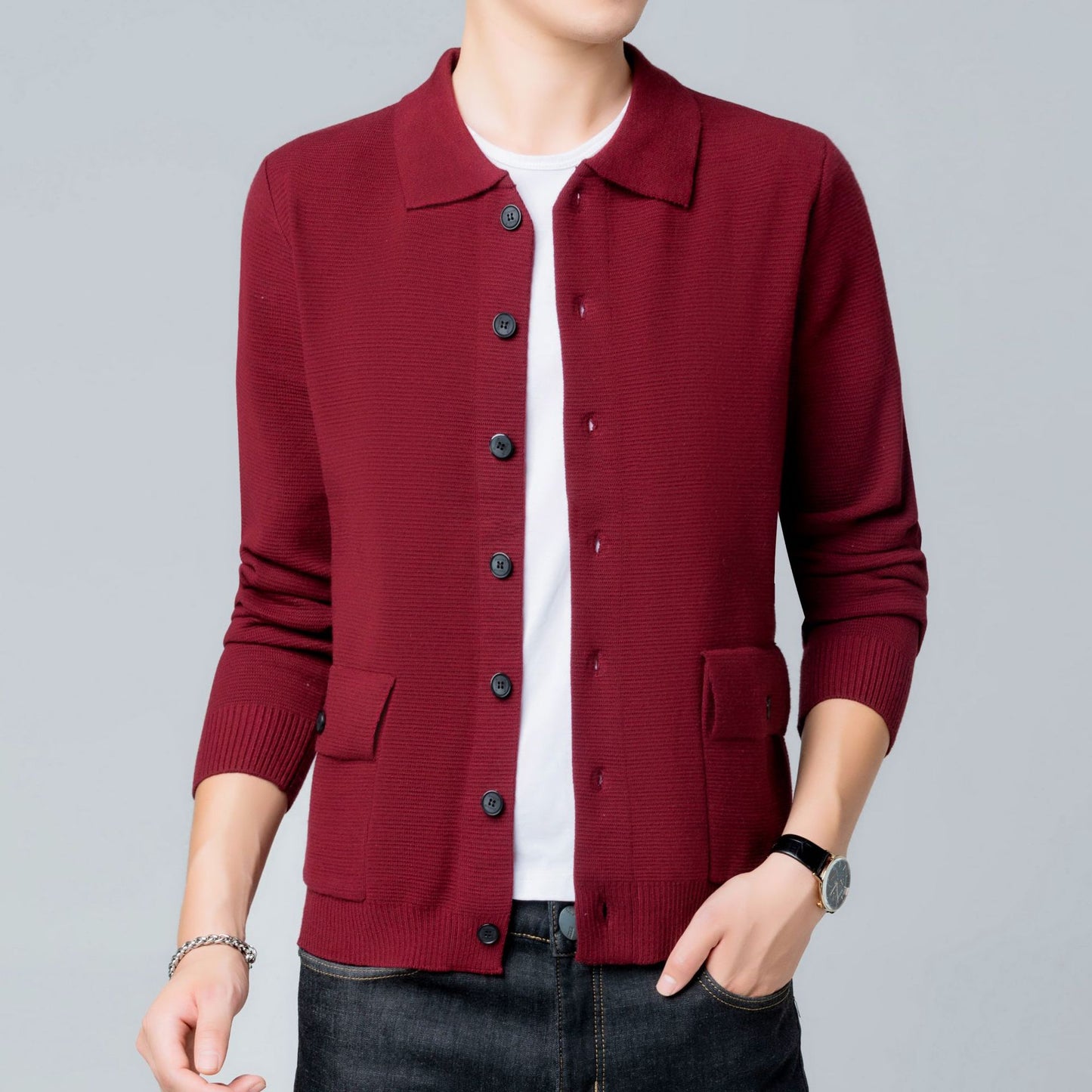 Herren-Strick-Cardigan mit Slim Fit Reverskragen langen Ärmeln und Fronttaschen