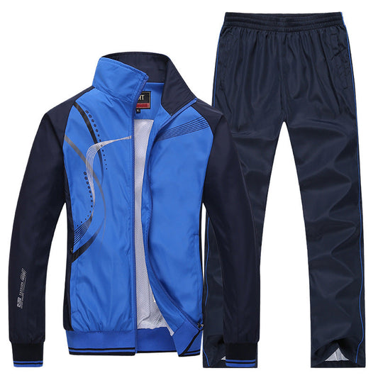 Blauer Trainingsanzug für Herren, bestehend aus Jacke und Hose, mit modernem Design und sportlichen Streifen. Ideal für Fitness und Freizeit.