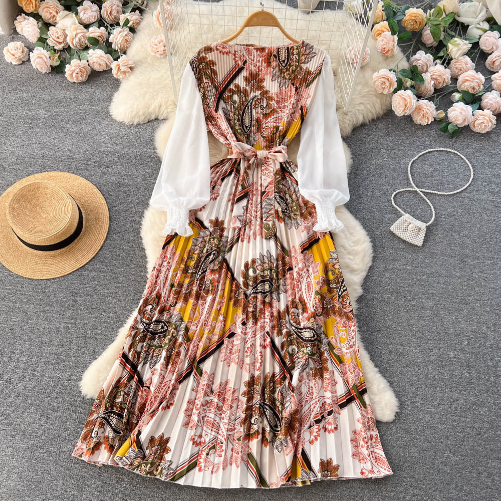 Bedrucktes Maxi-Kleid mit langen Ärmeln und ethnischen Mustern | Ideal für Frühling und Sommer
