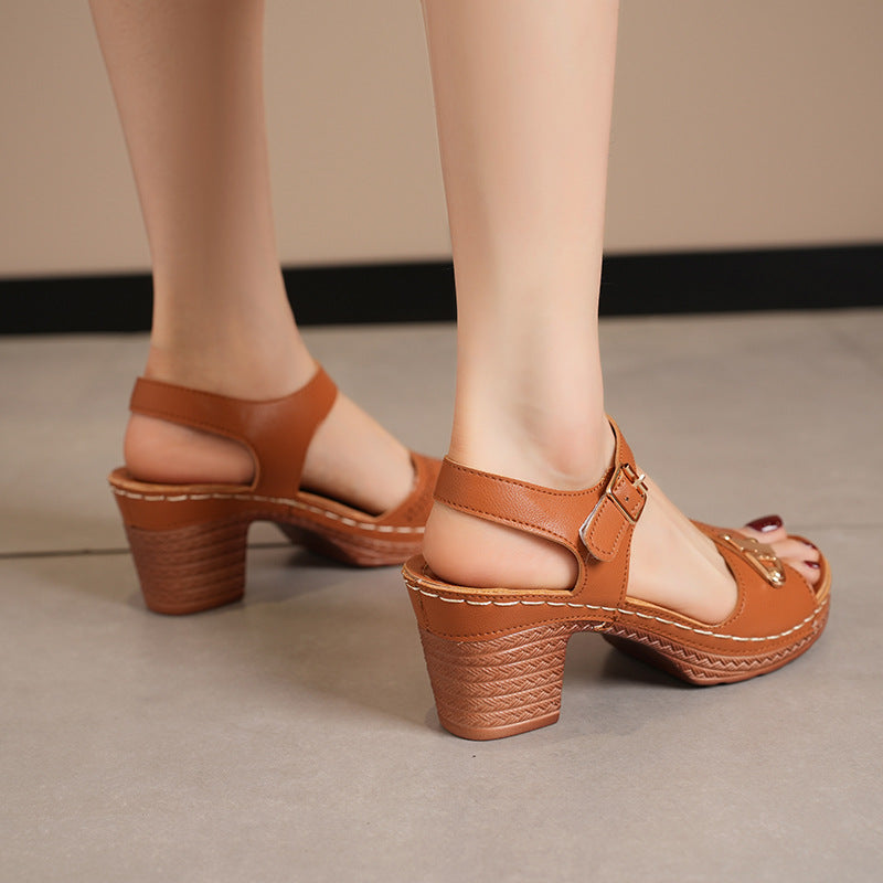 Sandalen mit Schnallenriemen und Chunky-Absatz | Ideal für den Sommer