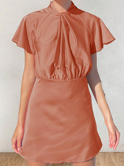 Charmantes Polyester-Satin-Kleid für Damen – mit Twist-Front, Rüschenärmeln und Stehkragen