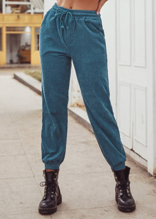 Damen-Cordhose für den Herbst mit geradem Bein und strukturierter Passform