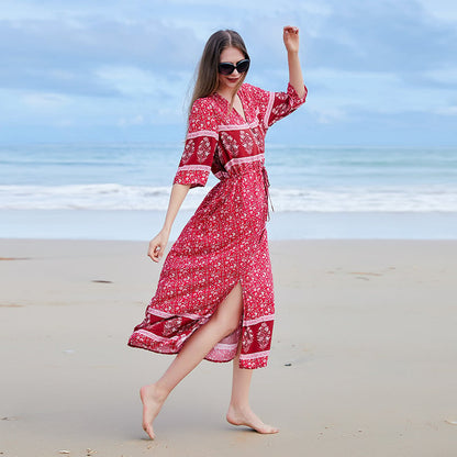 Langärmliges Plus-Size-Kleid mit Blumenmuster und V-Ausschnitt | Ideal für Frühling und Herbst