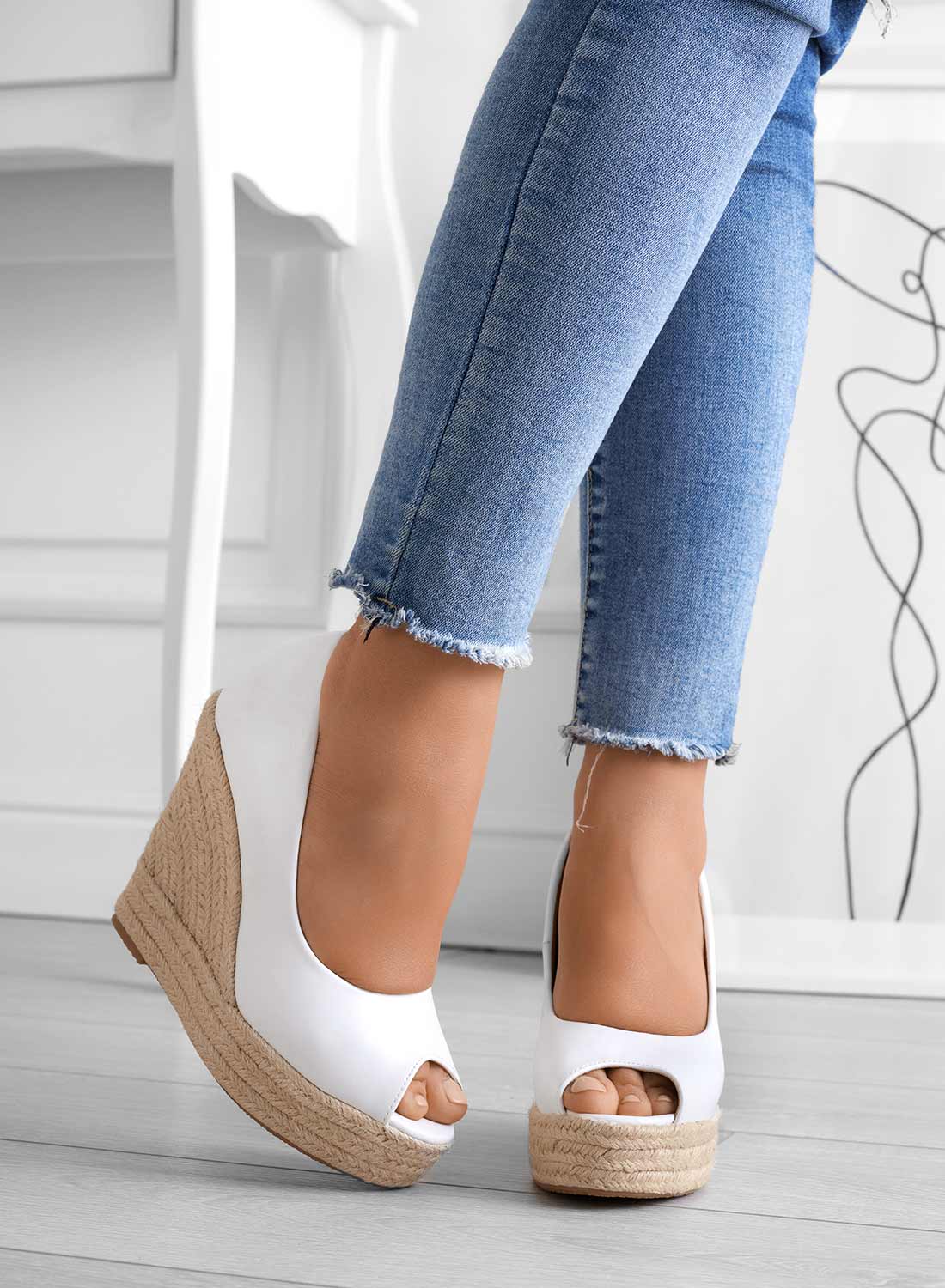 Damen Keilsandalen für den Frühling mit offener Zehenpartie weichem Futter und Slip-On-Passform