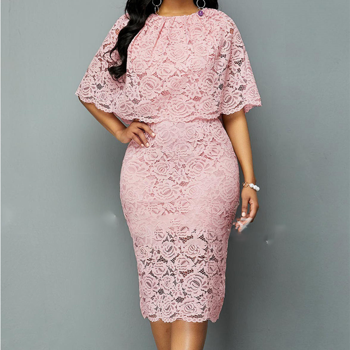 Damen-Spitzenkleid für den Frühling mit floraler Hohlstickerei und Umhangrock in Midilänge