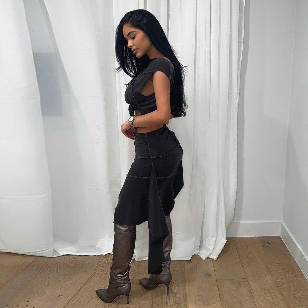 Damen-Zweiteiler für den Sommer mit ärmellosem Crop-Top und Midirock in Unifarbe