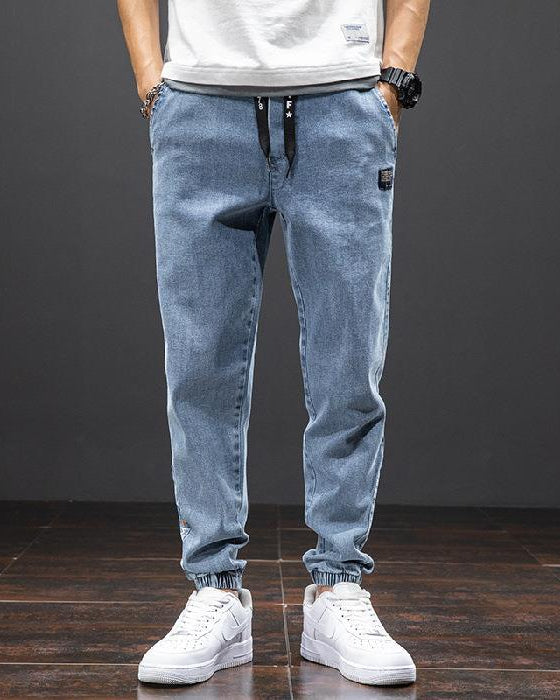Herren-Jeans mit weitem Schnitt, Stretch und geradem Bein