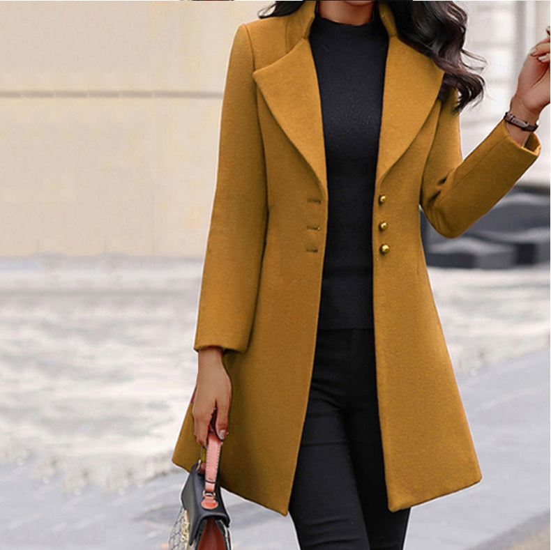 Taillierte Damenjacke aus hochwertiger italienischer Wolle mit Seitentaschen | Ideal für Herbst und Winter