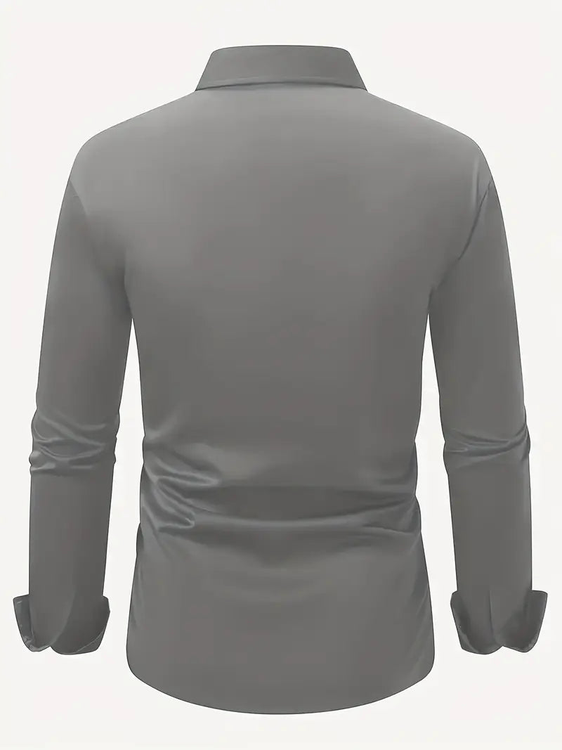 Graues Herrenhemd, langärmelig, Rückansicht. Elegantes Design, klassischer Kragen, knitterfreier Stoff. Perfekt für Business- und Freizeitkleidung.