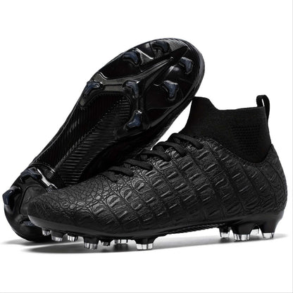 Moderne Feldfußballschuhe in leuchtenden Farben