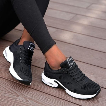Damen Walkingschuhe mit Slip-On-Design, gepolsterter Sohle und atmungsaktivem Mesh