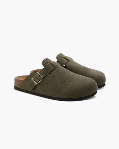Herren Slip-On-Clogs mit strukturierter Form und glatter Sohle