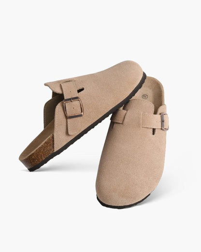 Herren Slip-On-Clogs mit strukturierter Form und glatter Sohle