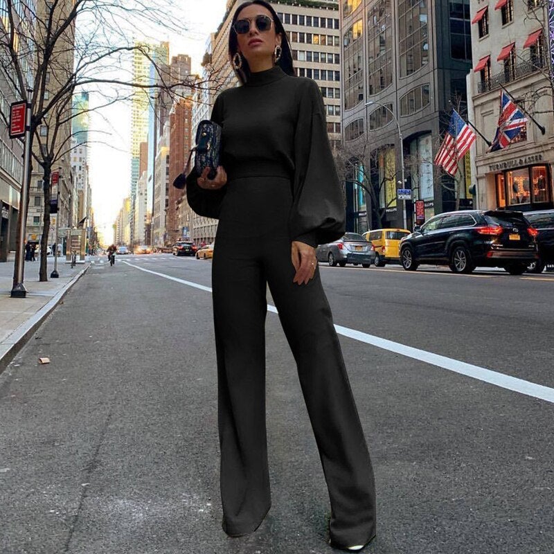 Eleganter Jumpsuit mit Rollkragen und praktischen Seitentaschen- ideal für Herbst/Winter