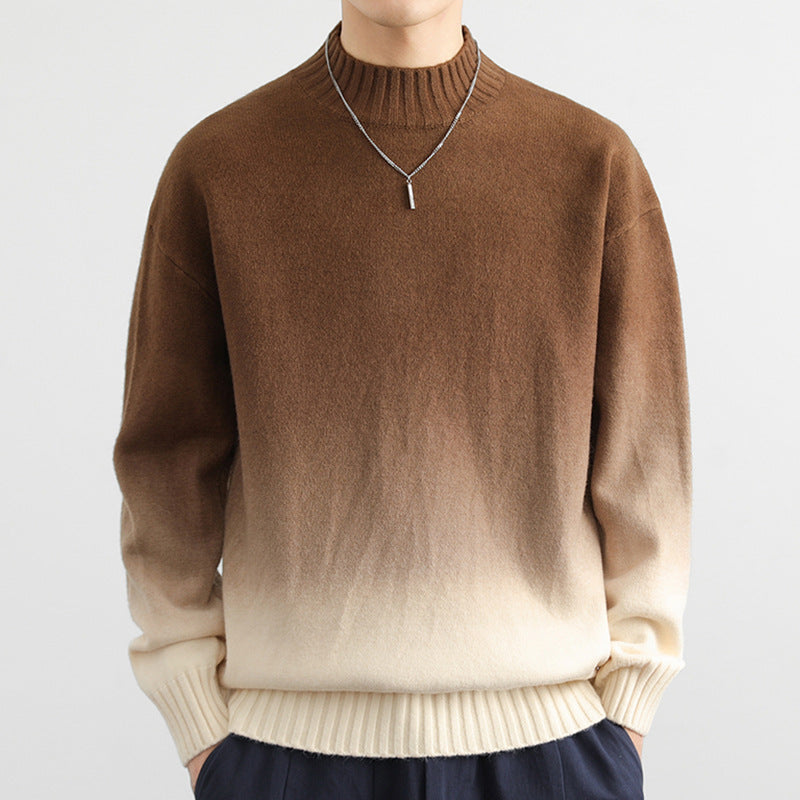 Brauner Ombré-Pullover mit Rollkragen und Kette, modisch und stilvoll. Perfekt für Herbstmode, Herrenbekleidung, elegantes Design.