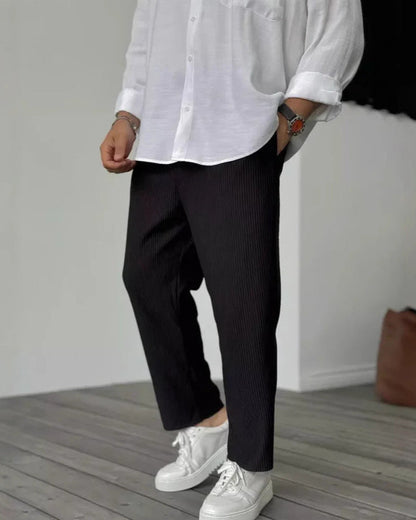 Herren Sommer-Cropped-Hose mit mittelhohem Bund, Kordelzug, geradem Bein und Streifenmuster