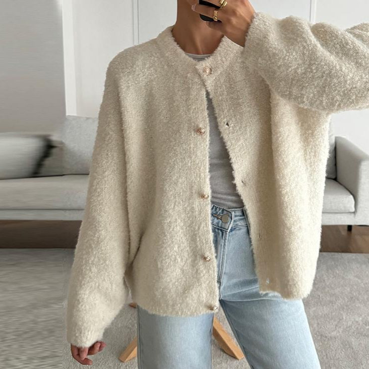 Damen-Strickjacke mit Rundhalsausschnitt und durchgehender Knopfleiste