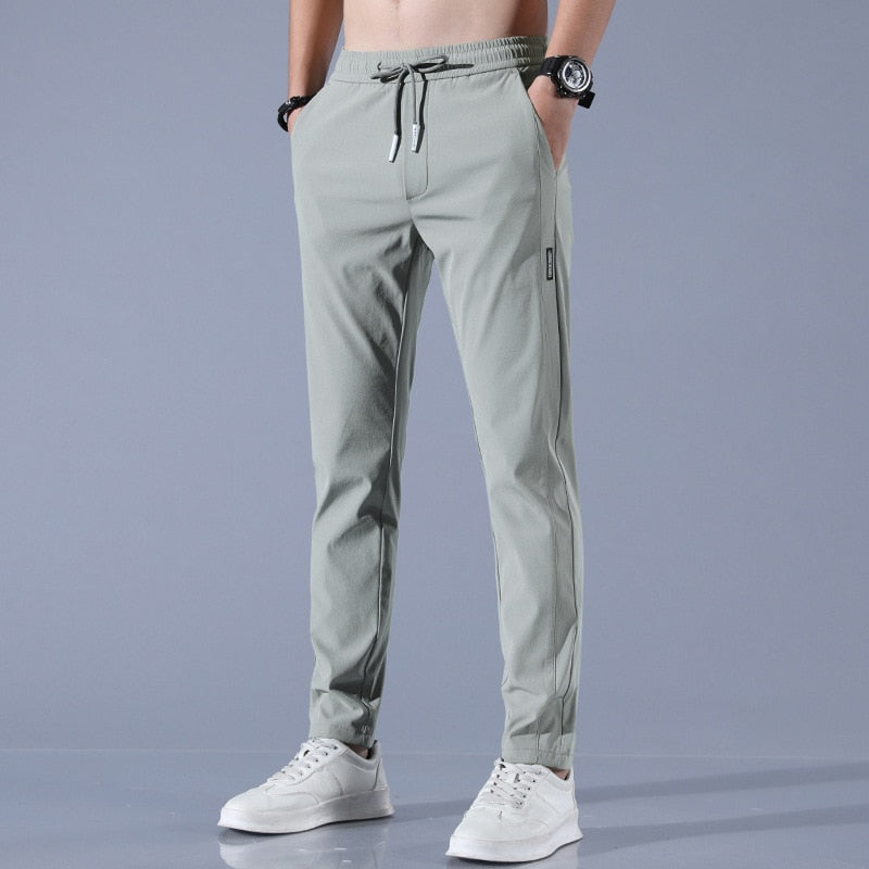 Herren Jogginghose Mit Schlanker Tapered Passform Und Elastischem Bund